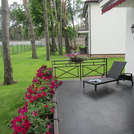 Park-Hotel Kidev Chubynske ภายนอก รูปภาพ